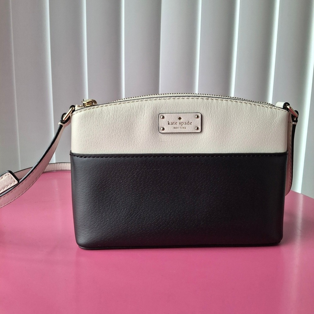 Kate Spade New York Colorblock Crossbody Bag Cream Black Leather Gold Hardware